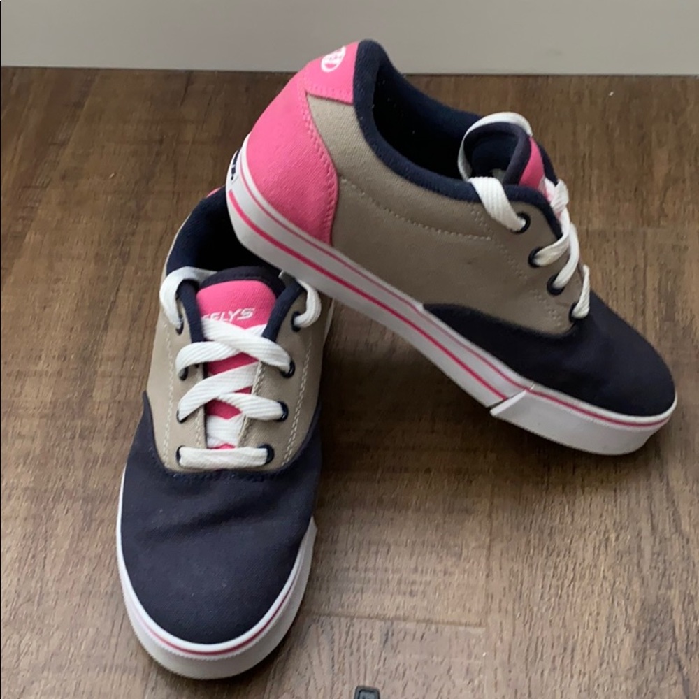 Girls Heelys Size Youth 4